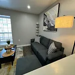 Downtown Dallas - Modern 1Bed 1Bath Escape