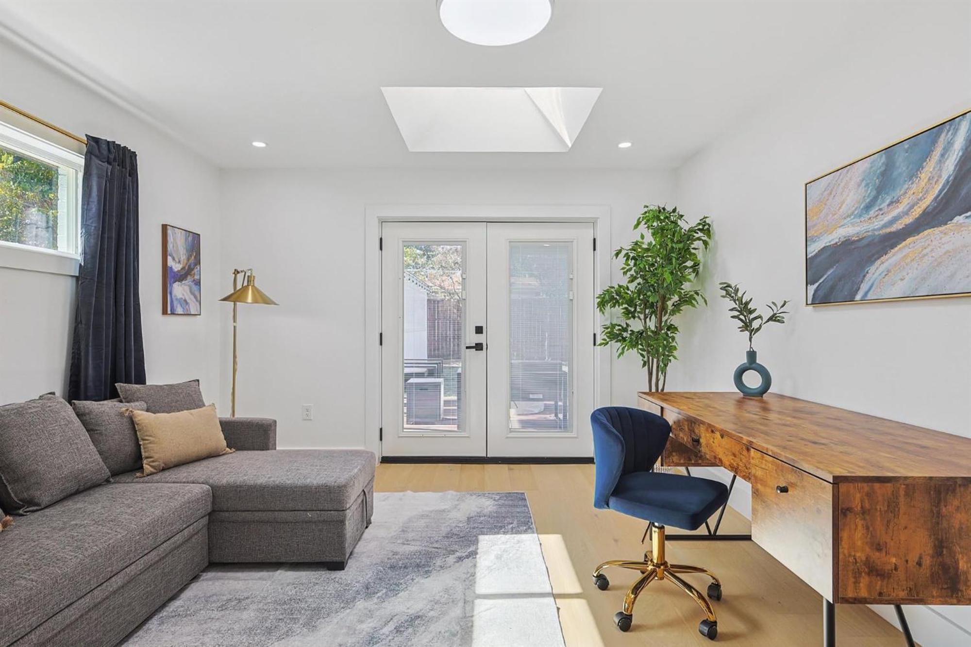 3-bd 3-ba Ft Backyard W Deck & Firepit Dallas