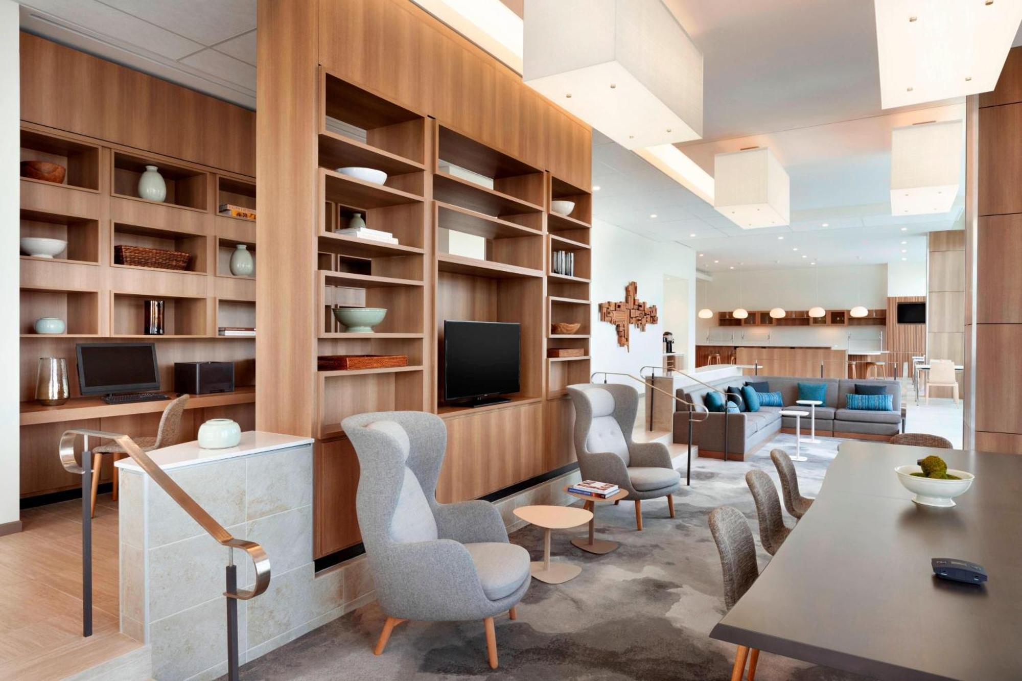 Hotel Element Love Field Dallas