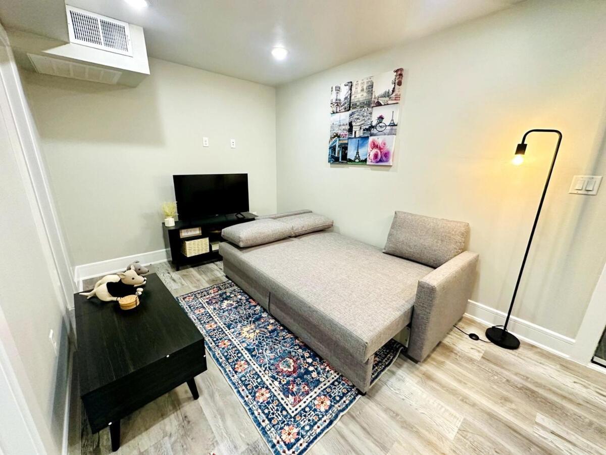 Brand New Cozy 1b1b Near Downtown Free Parking Apartment Dallas