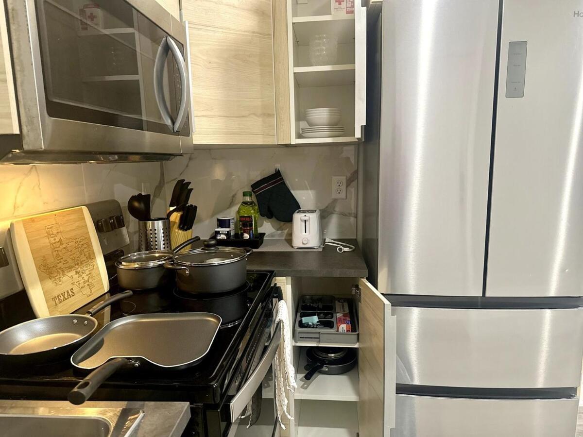 Brand New Cozy 1b1b Near Downtown Free Parking * Dallas