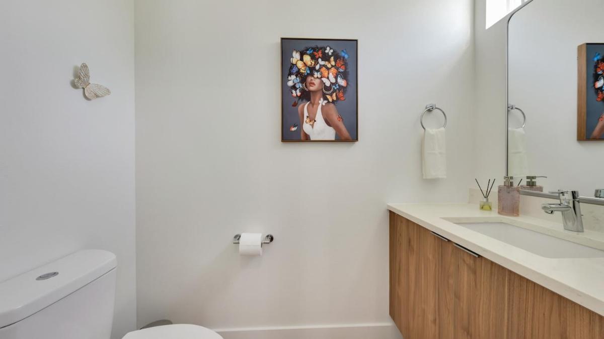 Uptown Escape L Stylish Near Downtown Holiday home Dallas