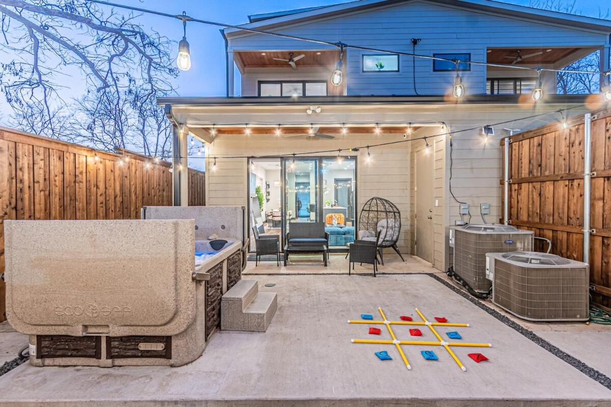 Holiday home Oak Lawn Luxe Stay- Hot Tub, Arcades, Pool Table &