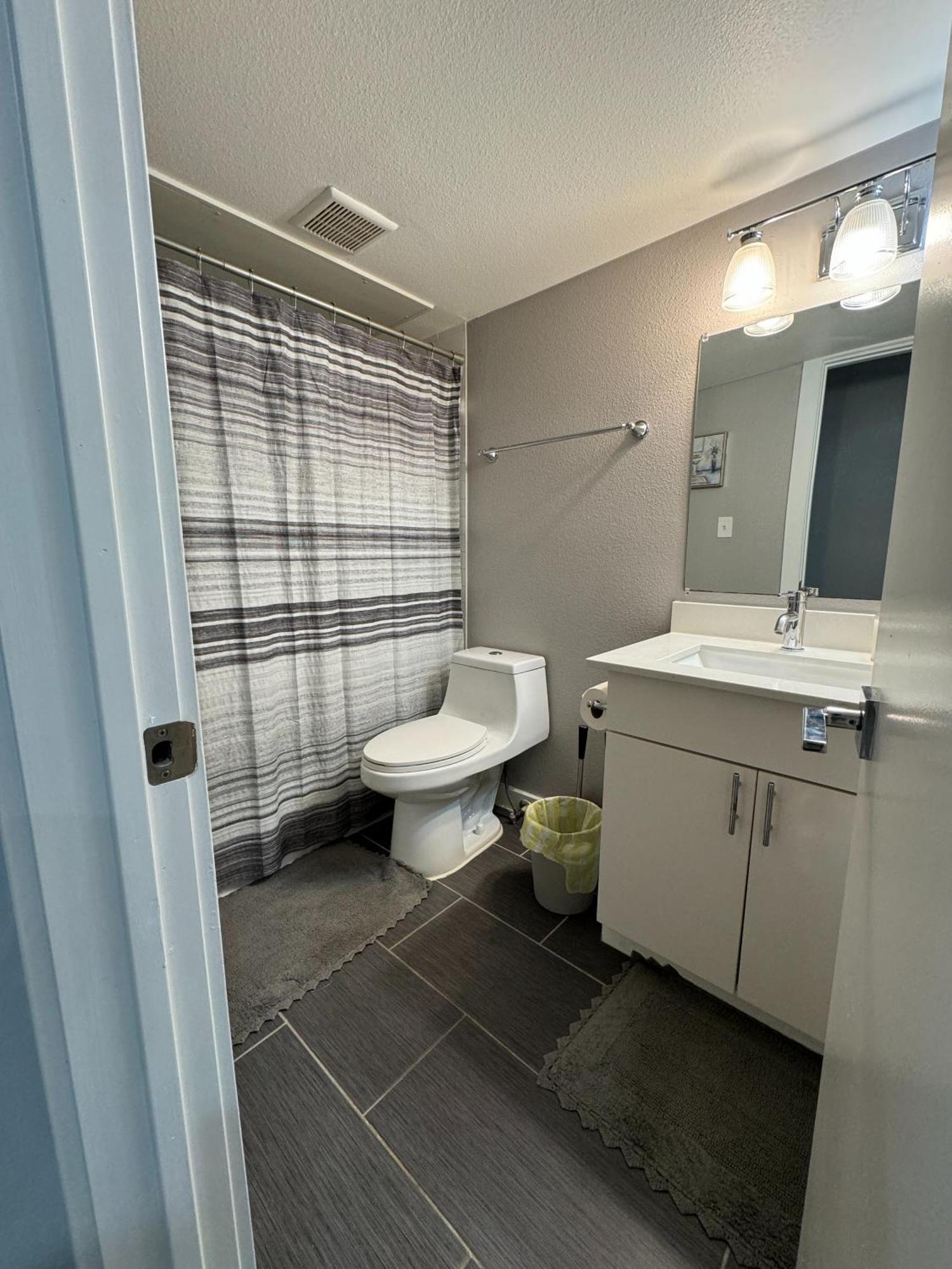 Downtown - Modern 1bed 1bath Escape * Dallas