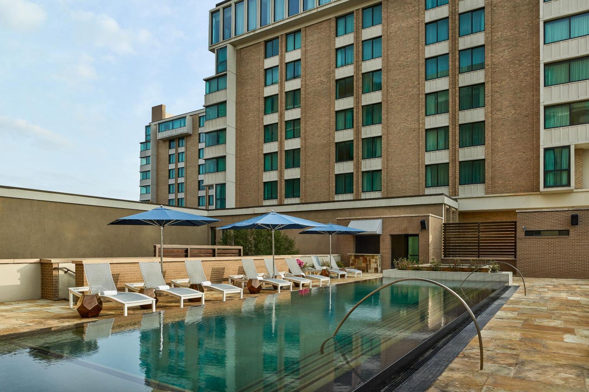 The Highland Dallas, Curio Collection By Hilton Dallas