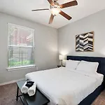 Uptown Dallas Apartments