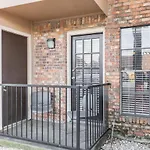 Charming Corporate Apartment In Dfw