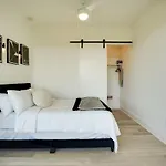 King Suite In ,Dallas Tx 10 Min From Down Town