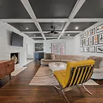 Modern Art House