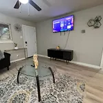 City Pulse Place 1Bd Apt