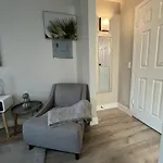 Dt Dallas L Serene Spot 1Bd