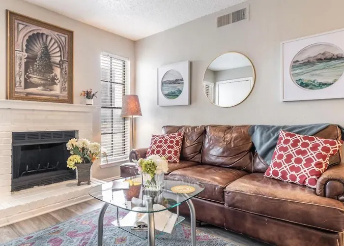 Urban Stay In North Dallas One Bedroom Apartment