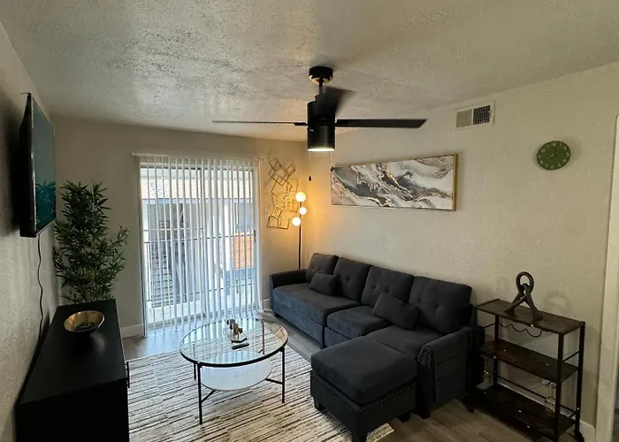 Dt Dallas L Serene Spot 1Bd