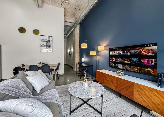 Elegant Luxe 2Bd, Dt Dallas, Sleeps 12, Free Parking, Near Convention Center