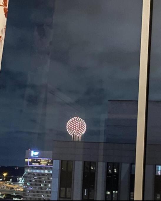 Awesome! In Downtown
