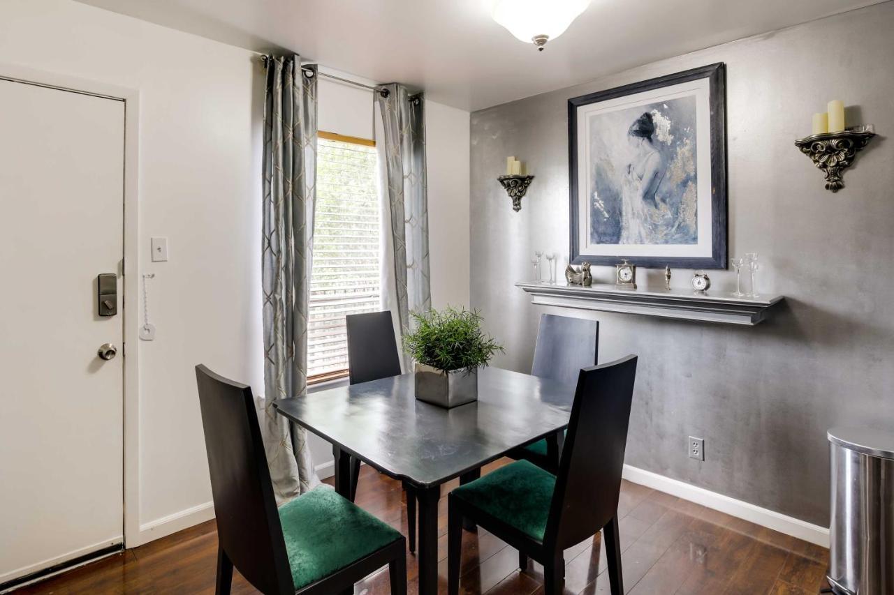Chic With Pool, Walk To Knox Street! *