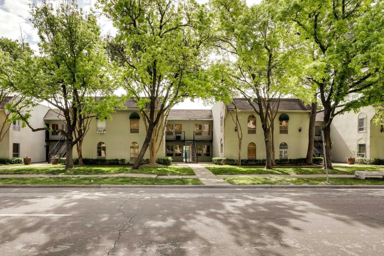 Apartment Chic With Pool, Walk To Knox Street! *