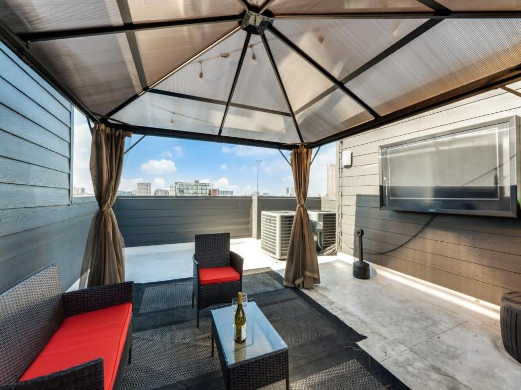 Apartment Cozysuites Uptown 3br King Beds Skyline View *