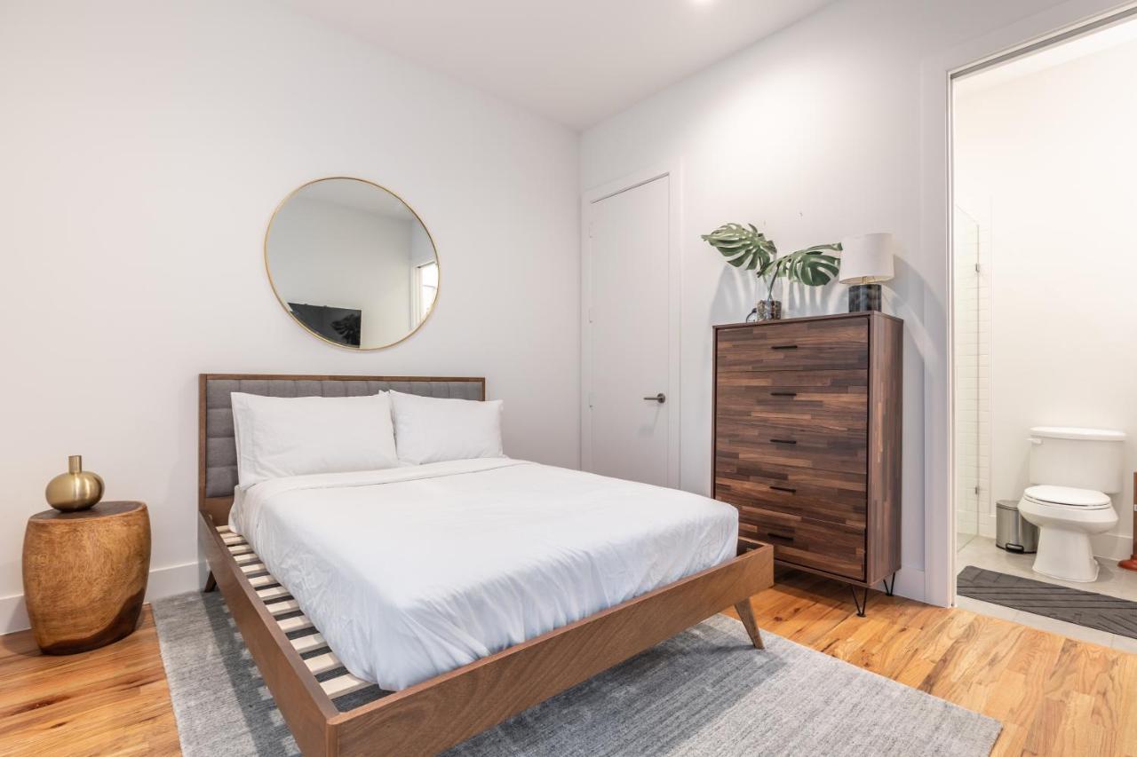 Holiday home Stylish & Perfectly Located Luxury 2-bed Townhome *