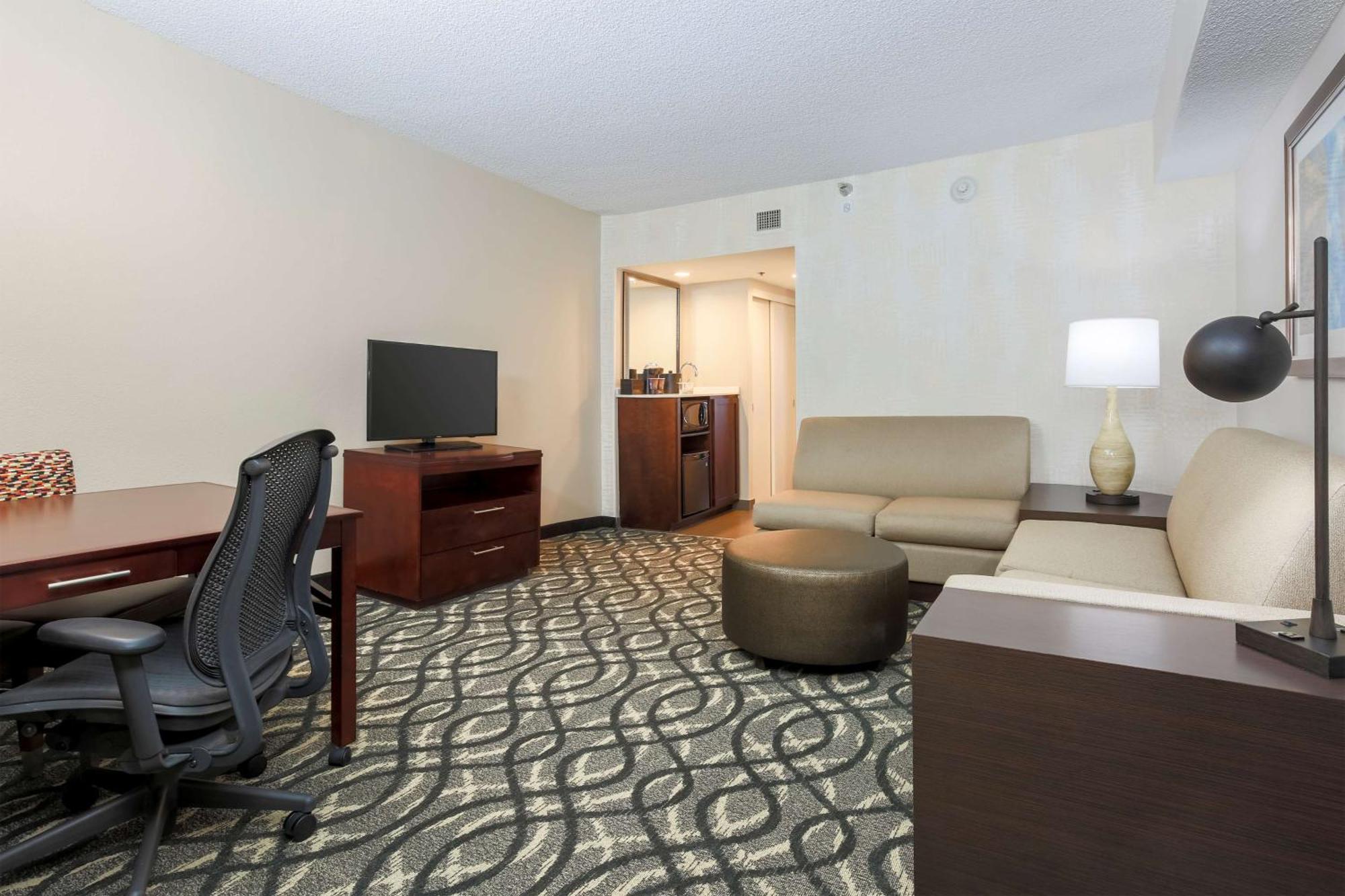 Embassy By Hilton Dallas-love Field Hotel Dallas