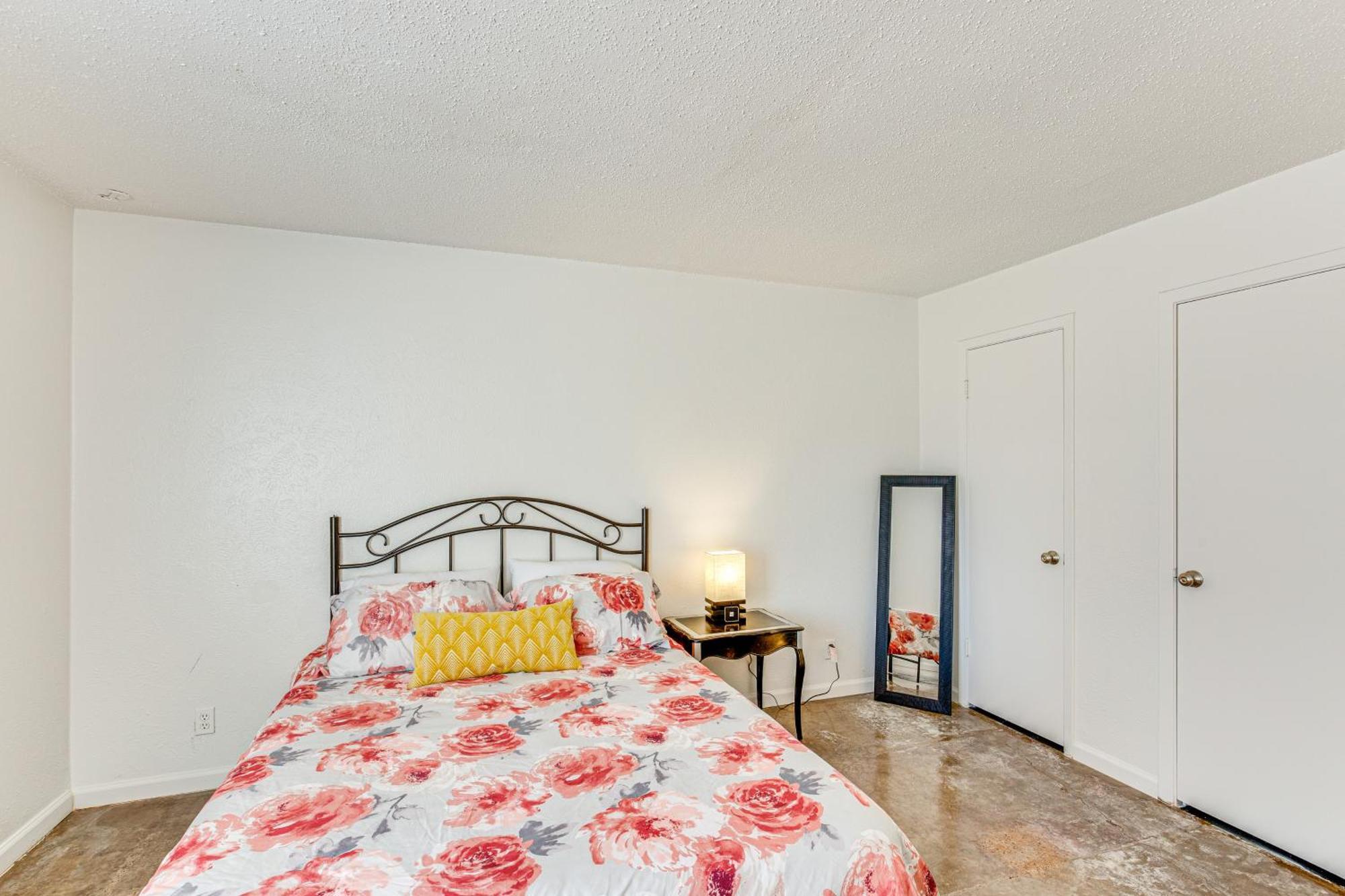 In Walkable Knox Street District! * Dallas