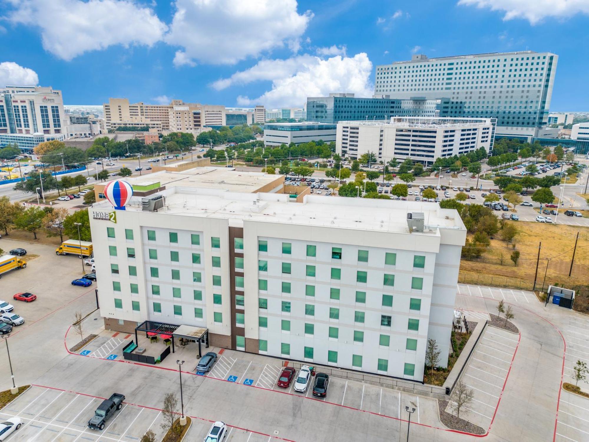 Home2 Medical District - Field Hotel