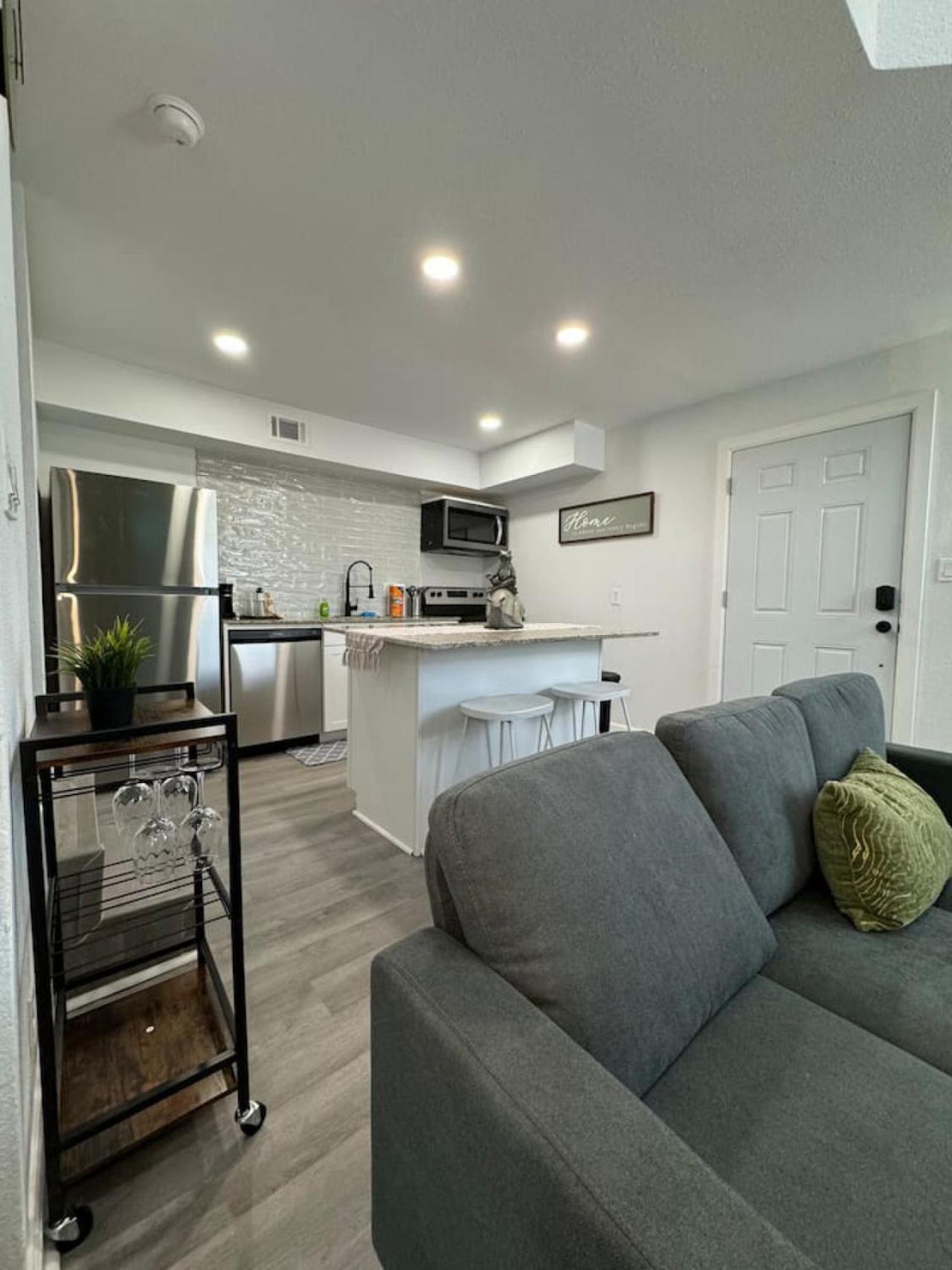 Dt L Luxe Urban Escape L 2bd Apartment *
