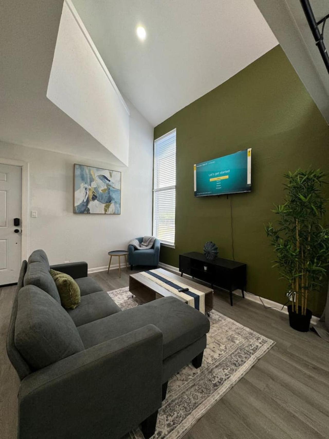 Dt L Luxe Urban Escape L 2bd Apartment Dallas