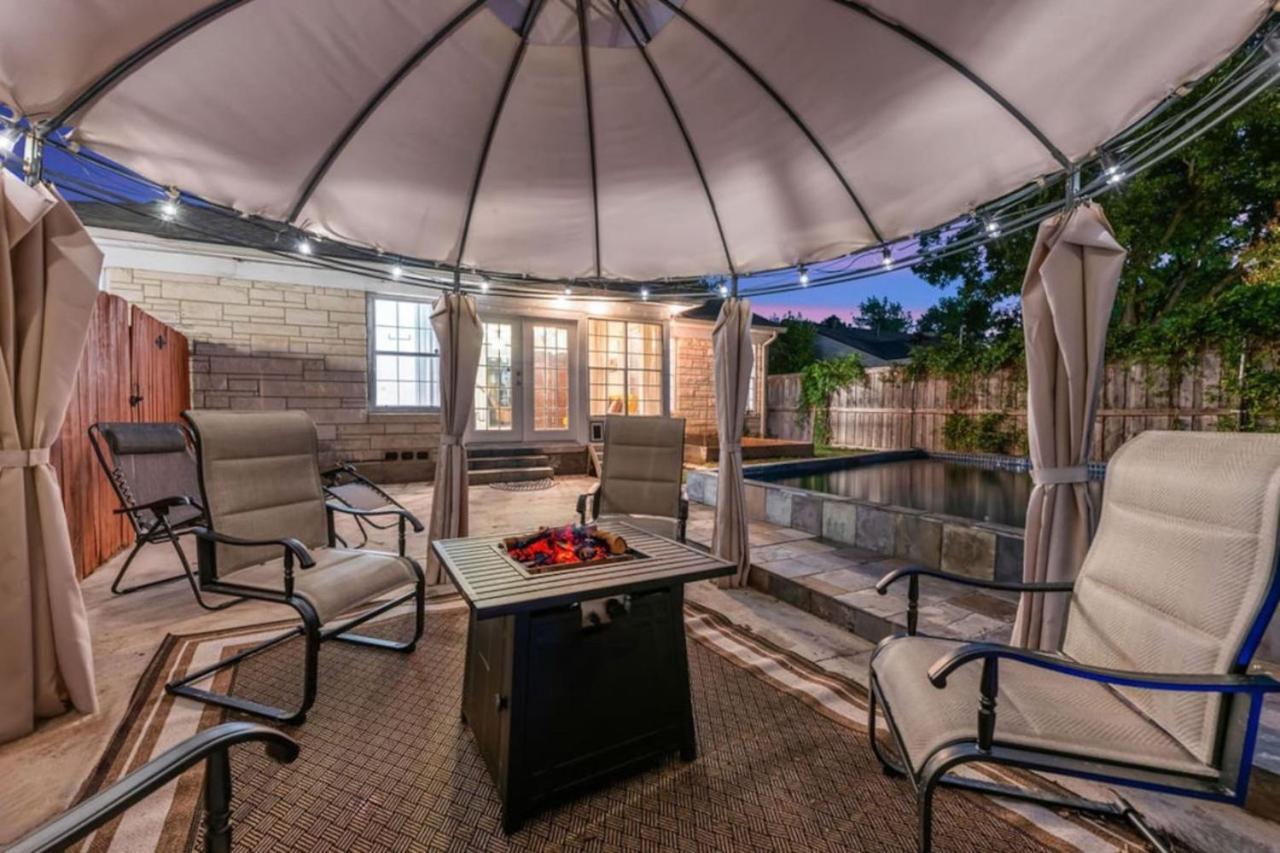 Holiday home New The Safari House. Two Primary King Bedrooms And Pool Dallas