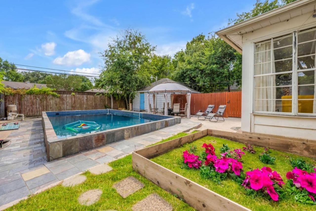 Holiday home New The Safari House. Two Primary King Bedrooms And Pool Dallas