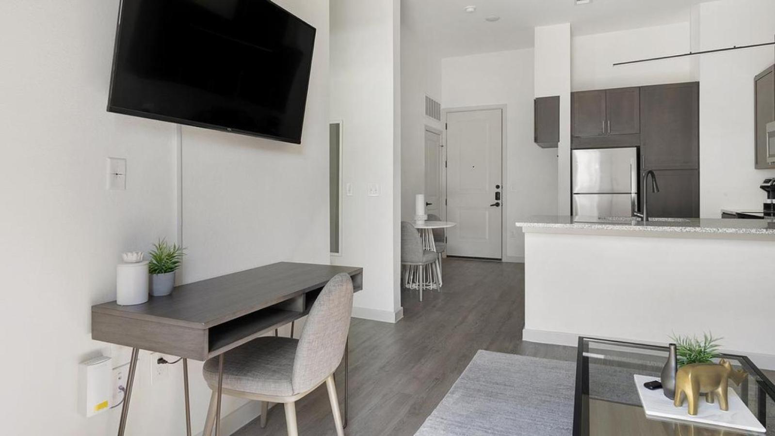 Apartment Landing At Cedar Lakes - 1 Bedroom In *