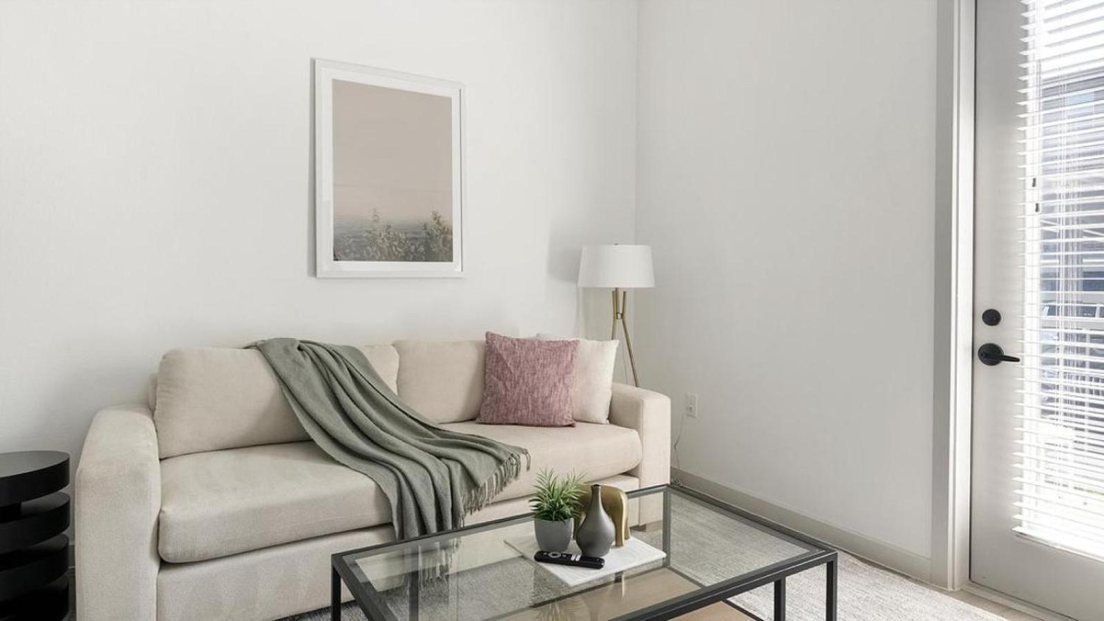 Landing At Cedar Lakes - 1 Bedroom In Apartment *