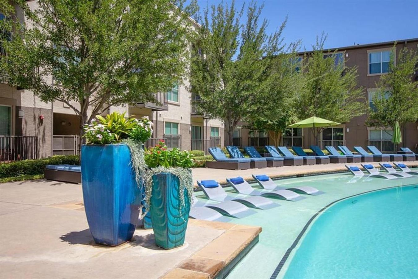Landing At North - 1 Bedroom In Valley Ranch Apartment *