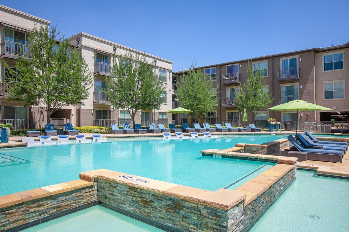 Landing At North - 1 Bedroom In Valley Ranch
