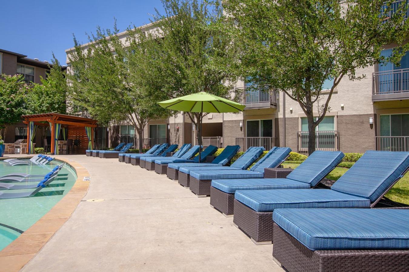 Landing At North - 1 Bedroom In Valley Ranch Apartment Dallas