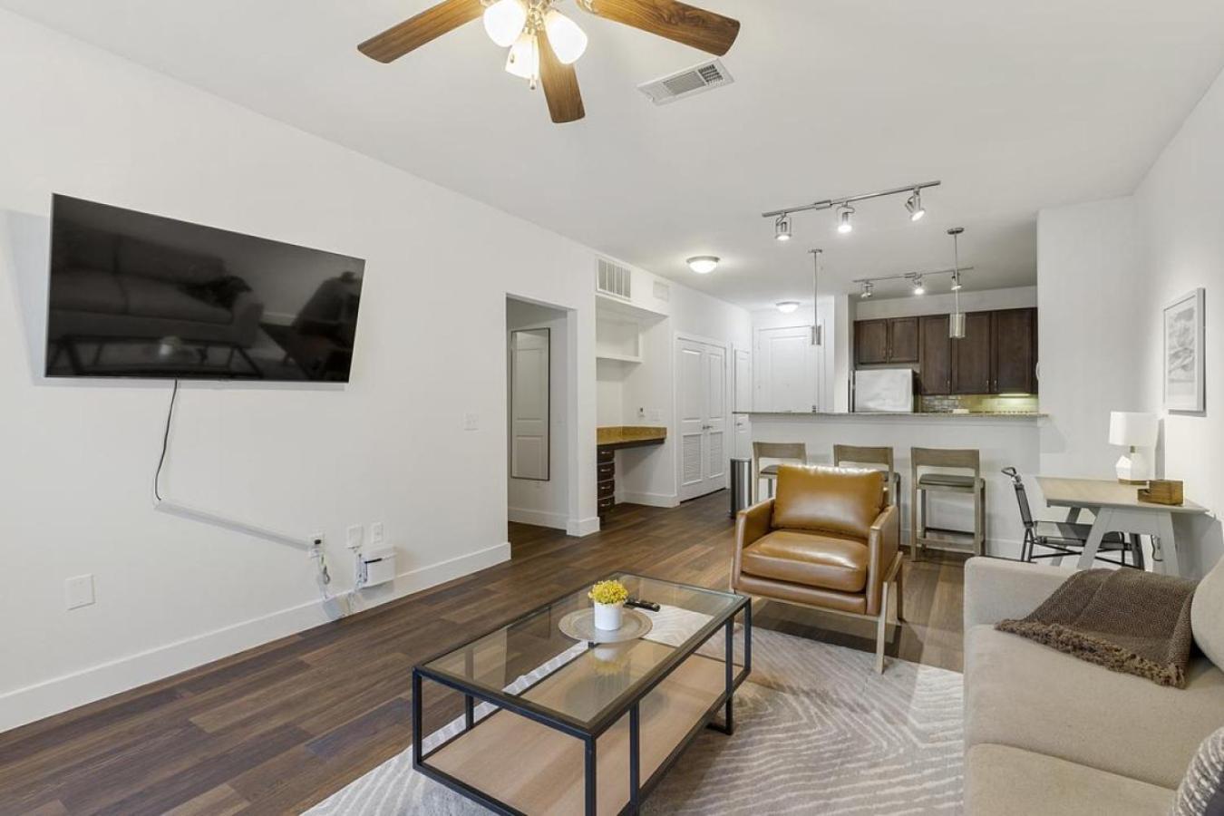 Landing At North - 1 Bedroom In Valley Ranch Dallas