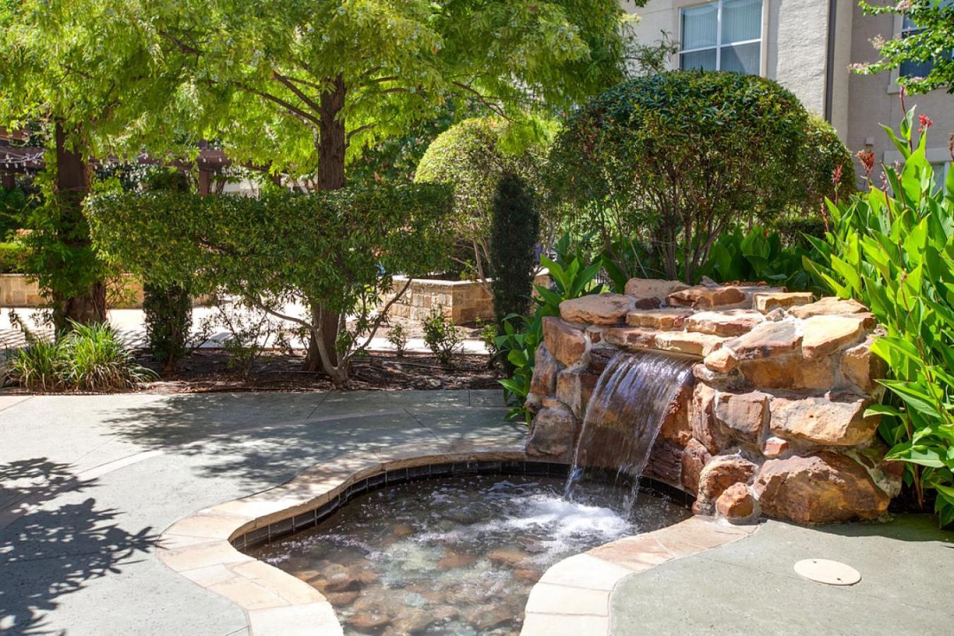 Landing At North - 1 Bedroom In Valley Ranch * Dallas