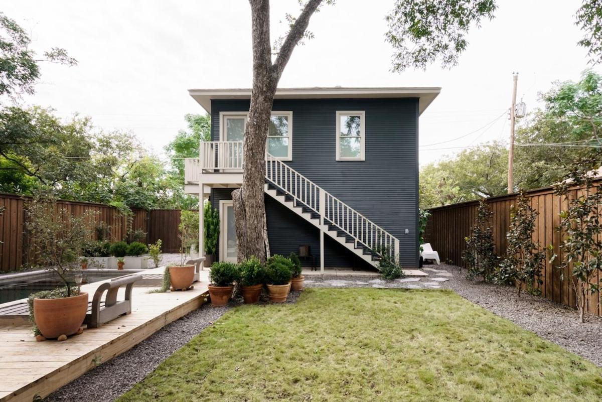 Stylish Near Bishop Arts And Downtown Holiday home