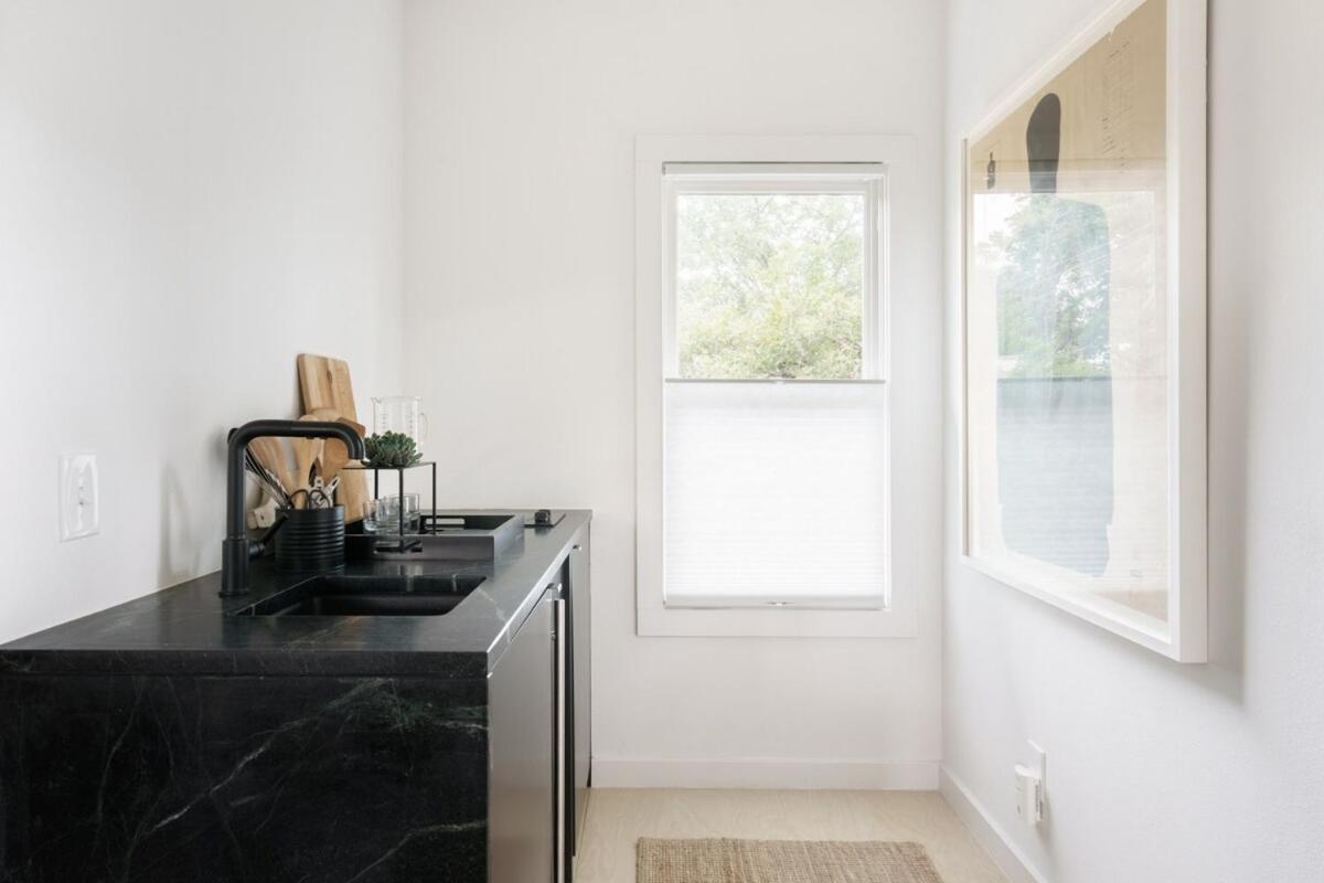 Stylish Near Bishop Arts And Downtown Dallas