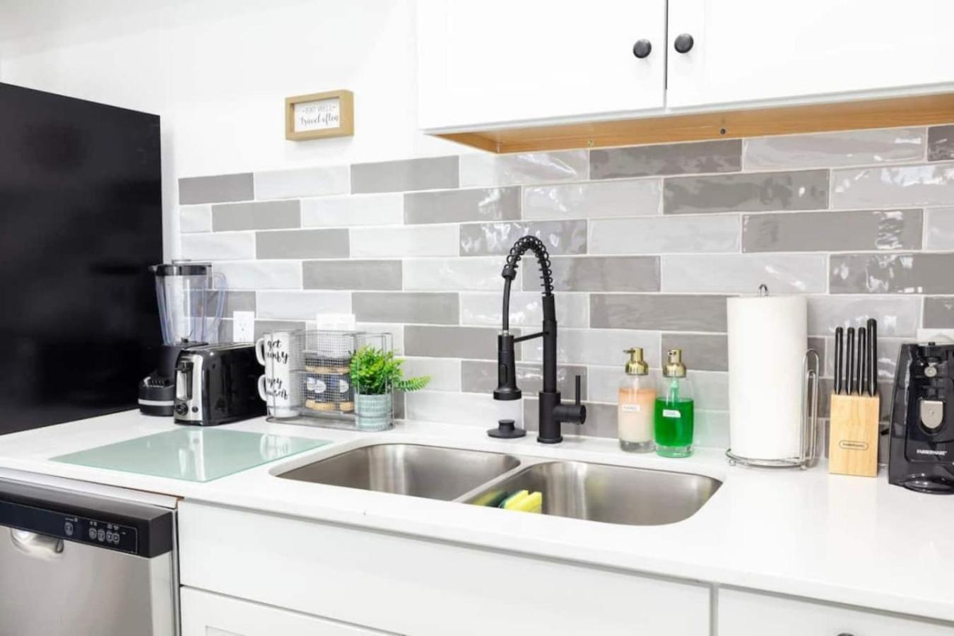 529c) Luxurious W Amenities *