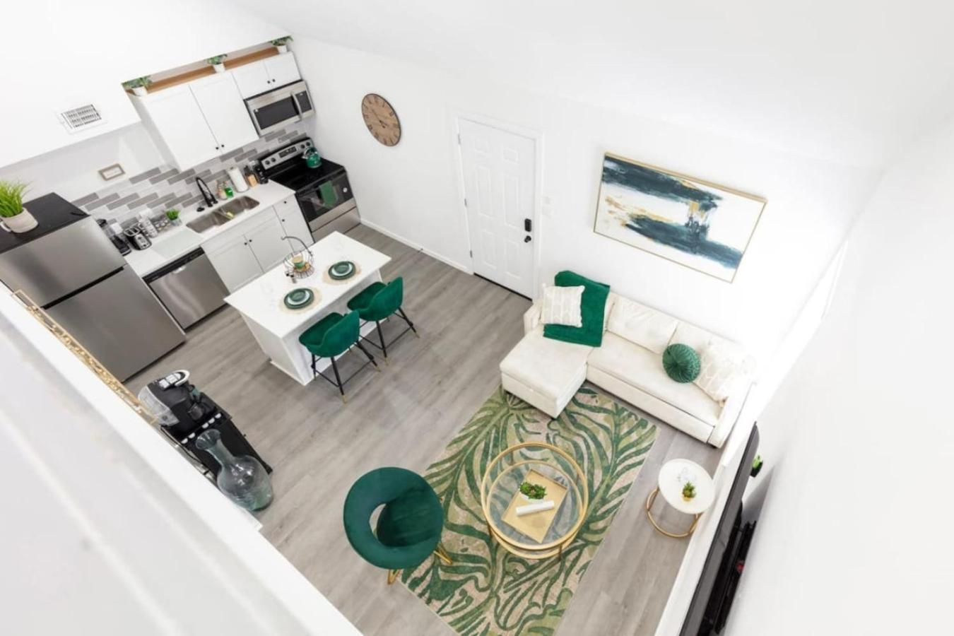 529c) Luxurious W Amenities Dallas