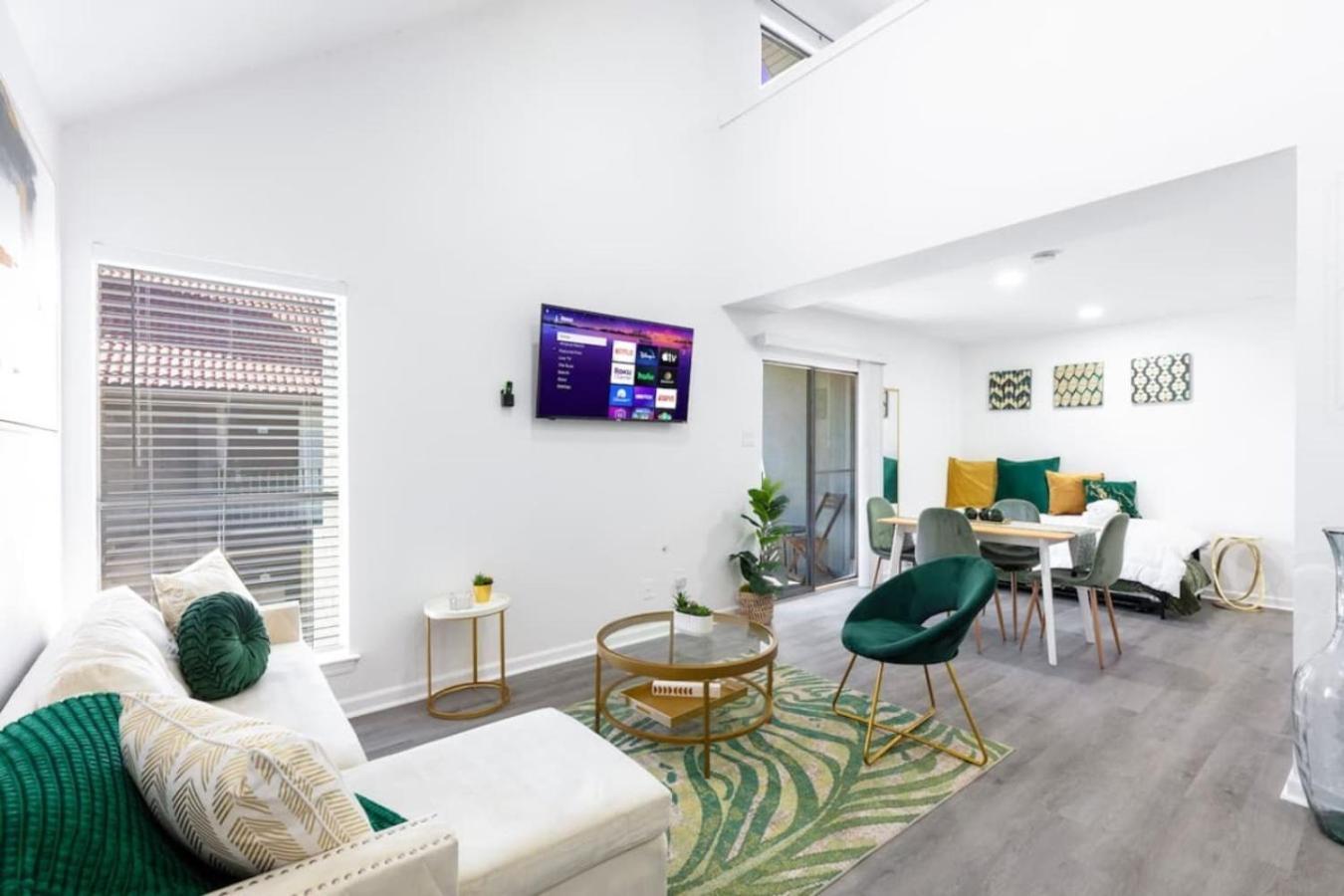 529c) Luxurious W Amenities *