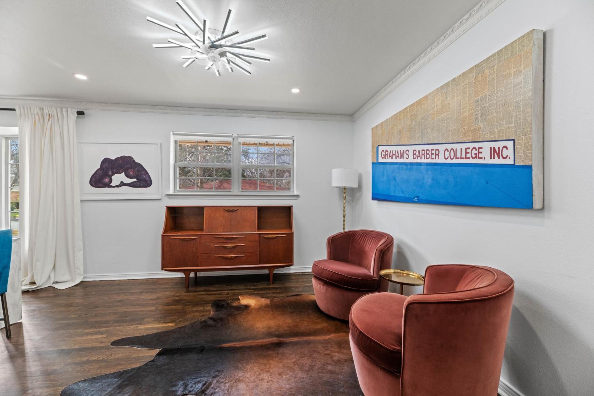 Modern Art House *