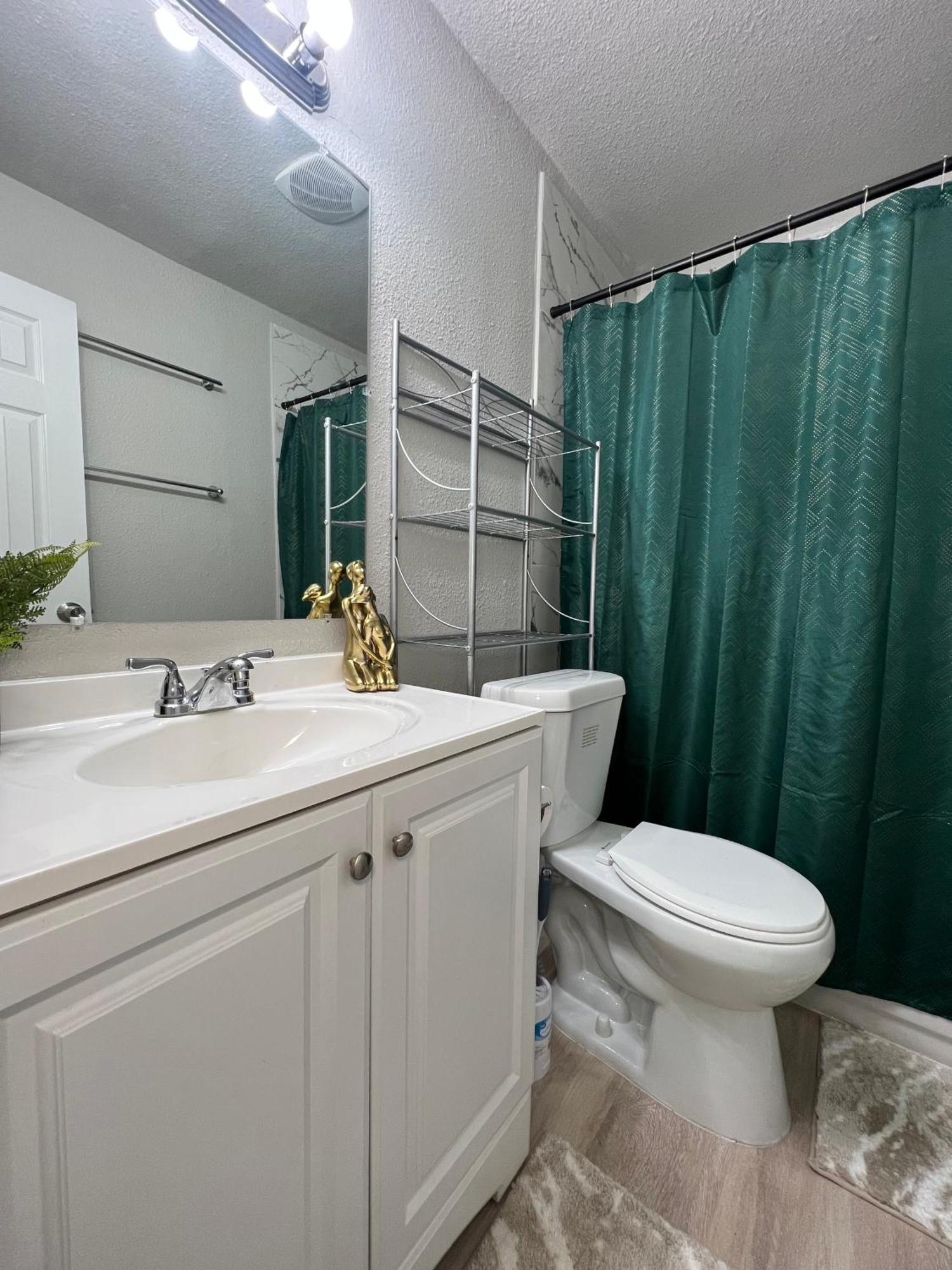 Pulse Place 1bd Apartment Dallas