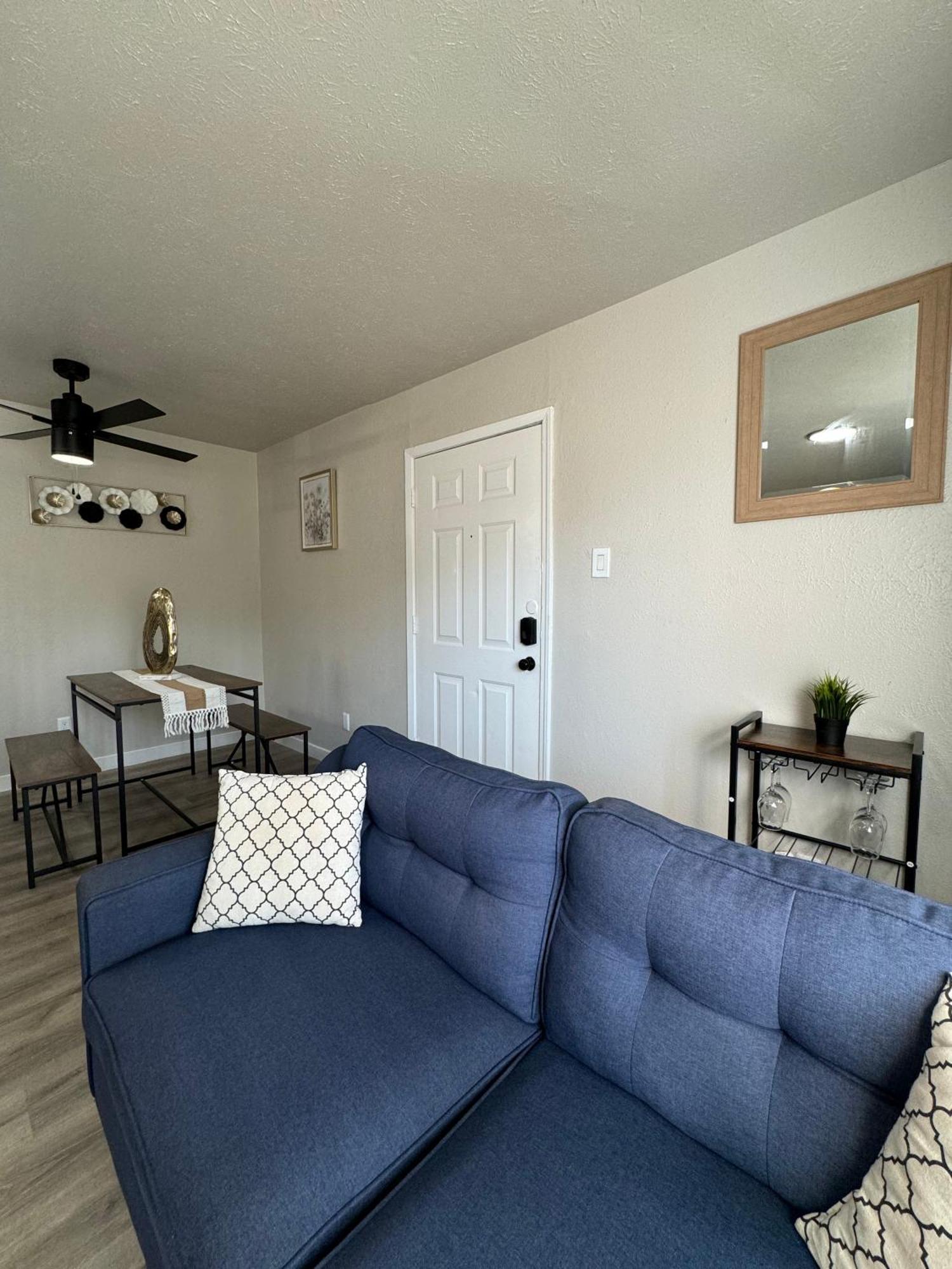 Downtown Lux Abode 1bd
