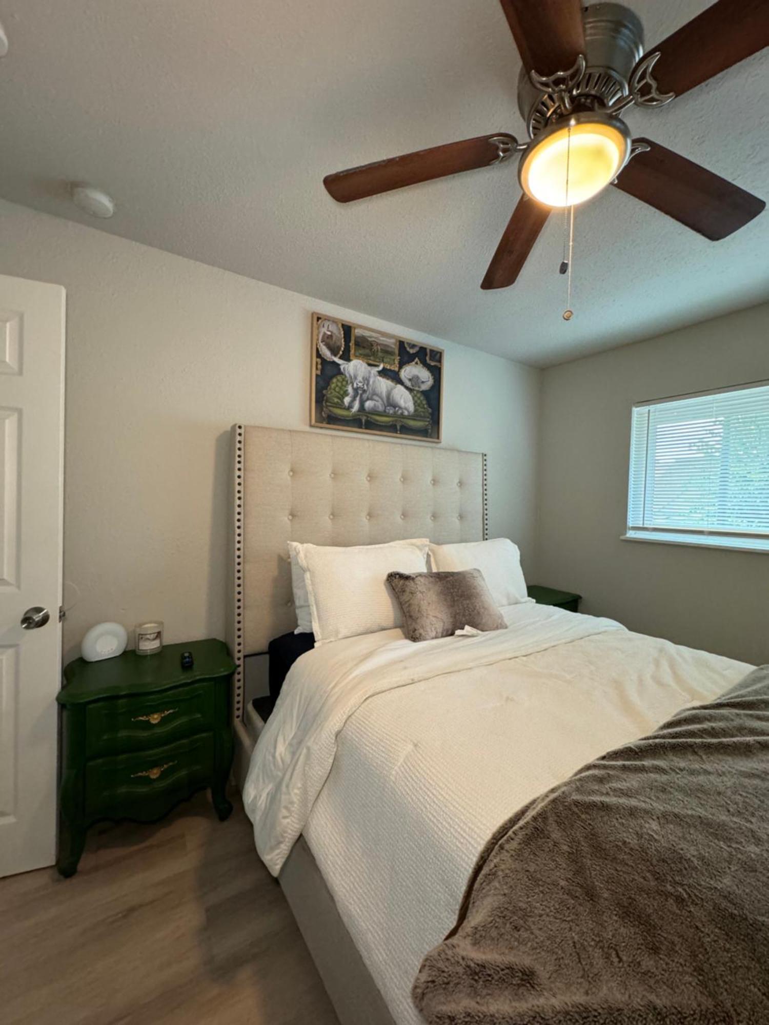 Downtown Luxe Retreat 1bd *