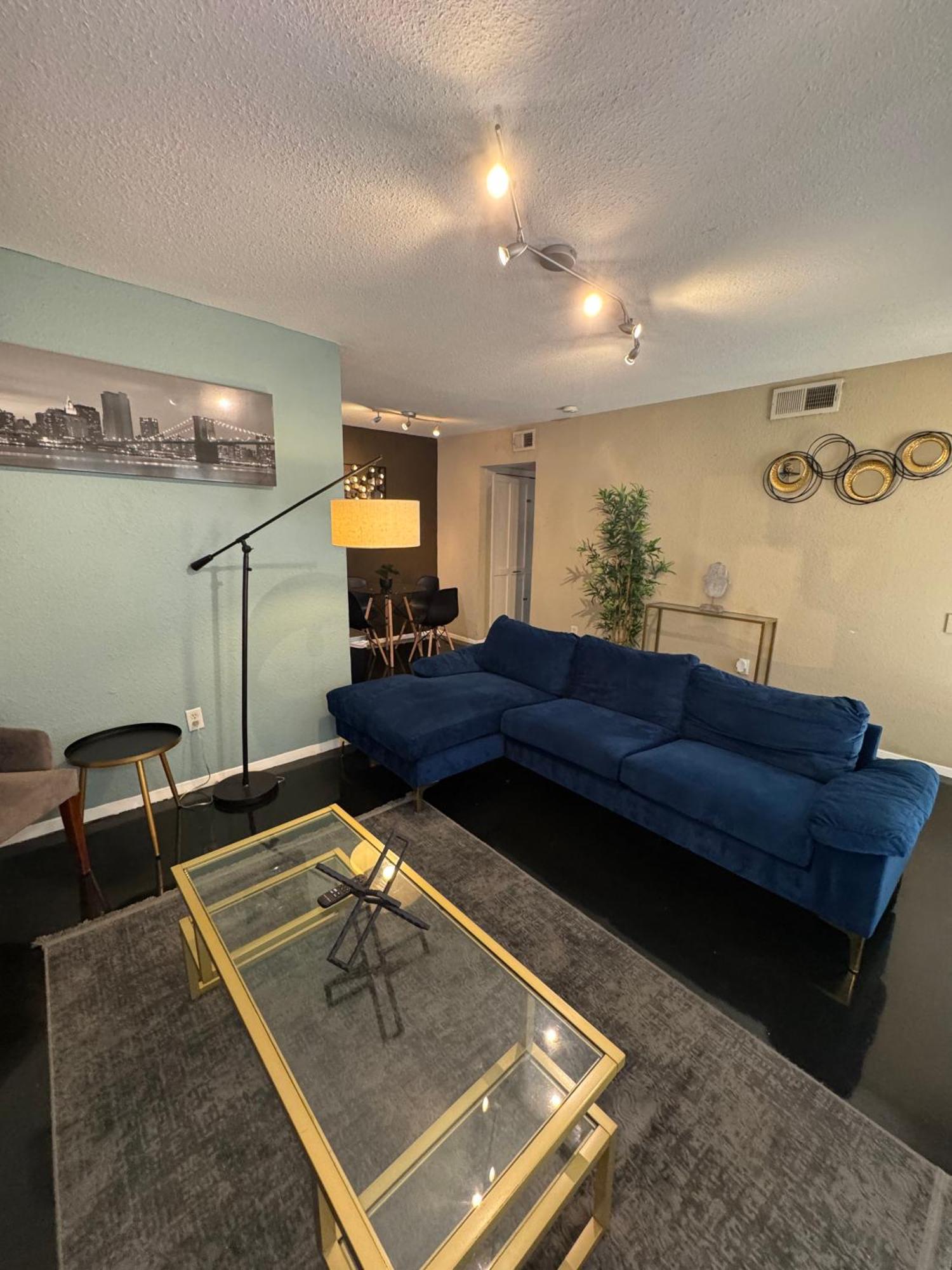 Dt L Baylor Med Walking Distance L 1bed Apartment