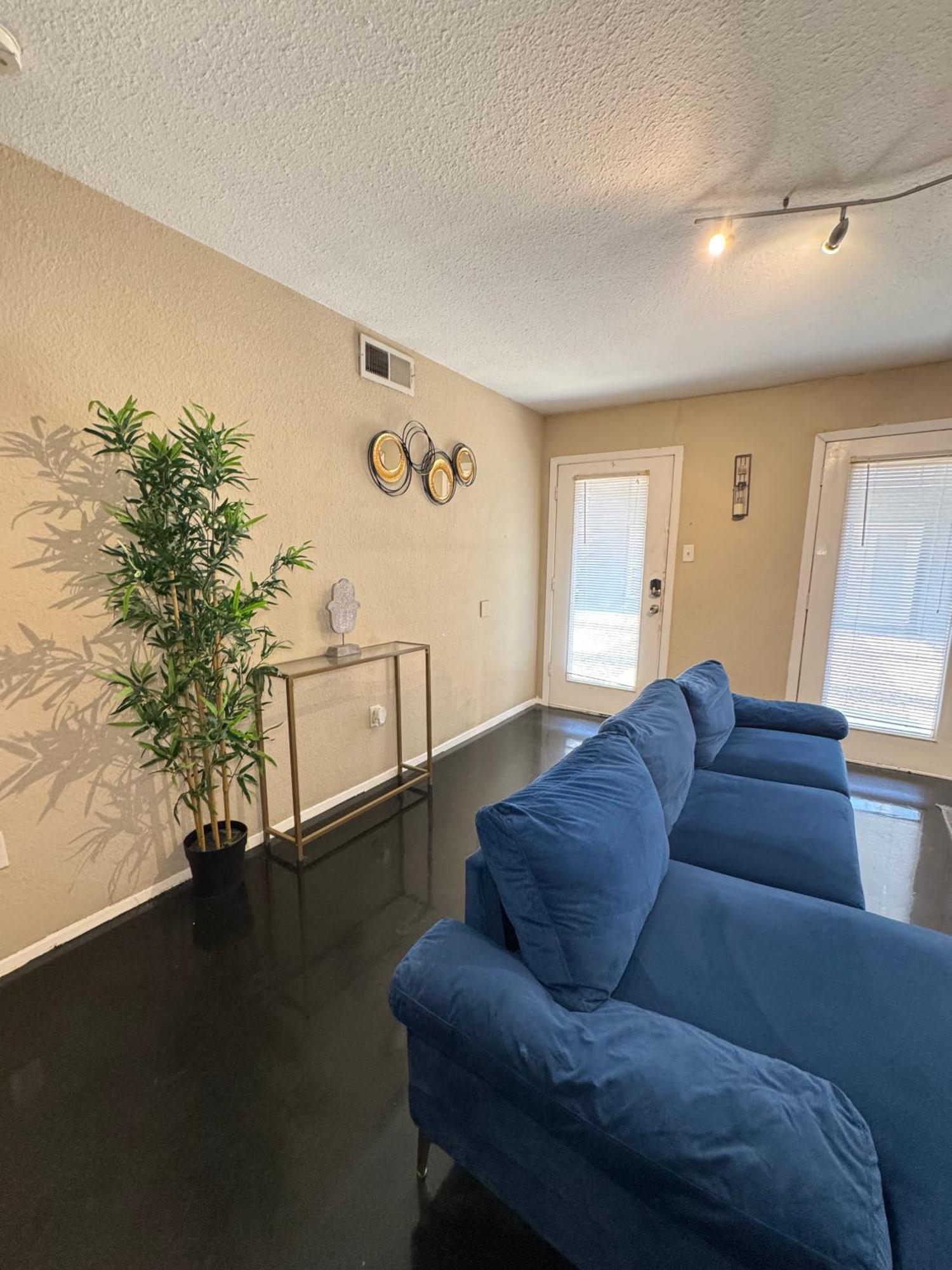 Dt L Baylor Med Walking Distance L 1bed Dallas