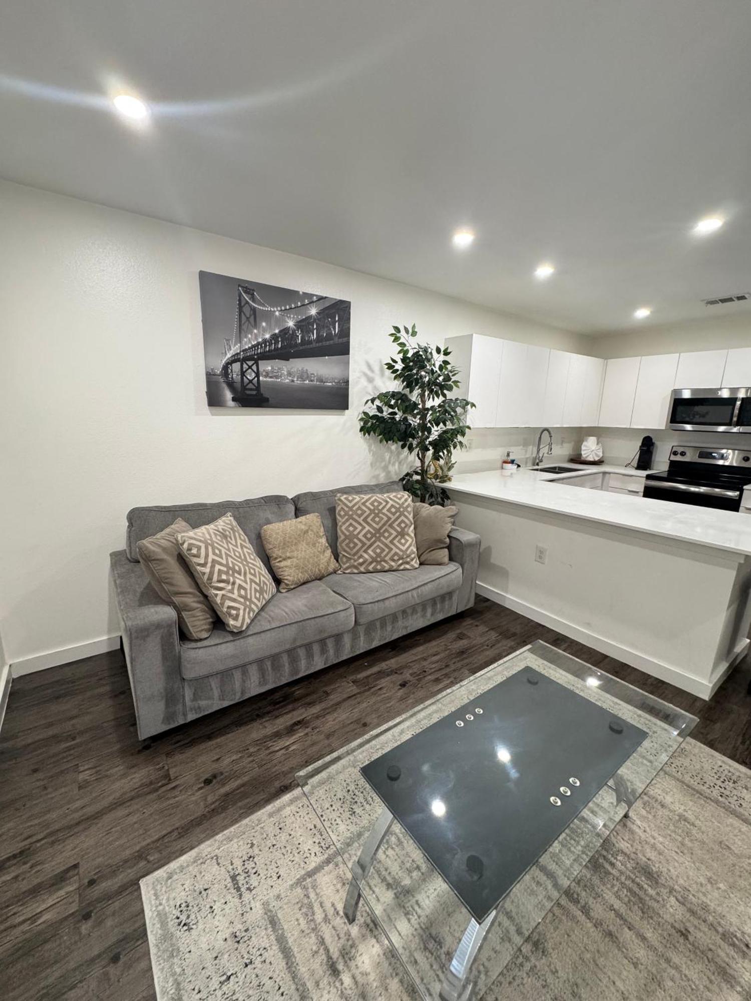 - Alluring 1 Bed 1 Bath *