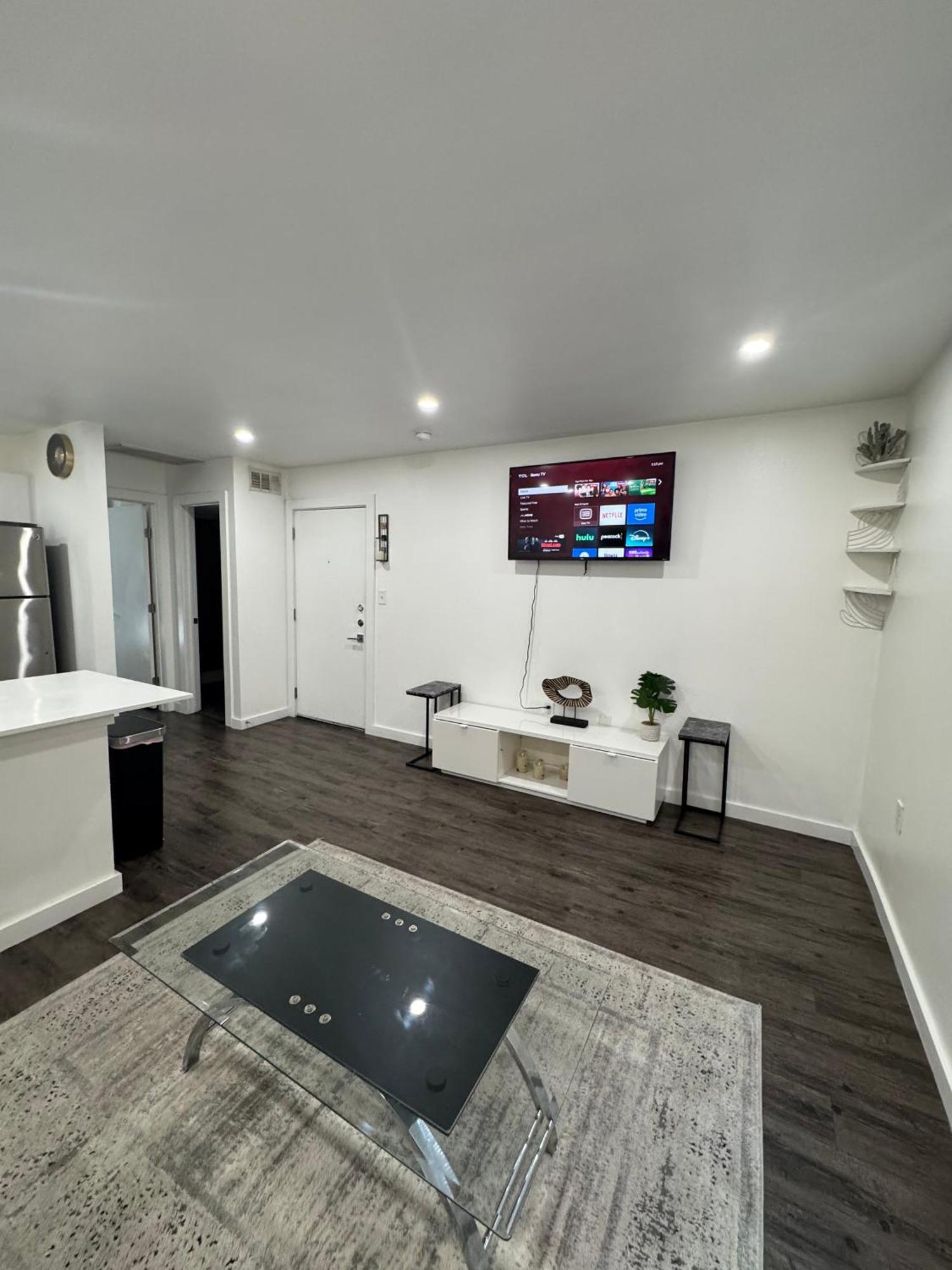 - Alluring 1 Bed 1 Bath